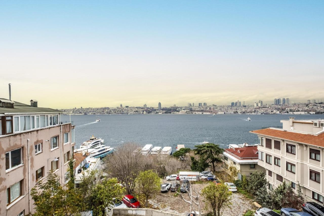 Flat With Sea View Near Uskudar Ferry Station Appartamento Provincia di Provincia di Istanbul Esterno foto