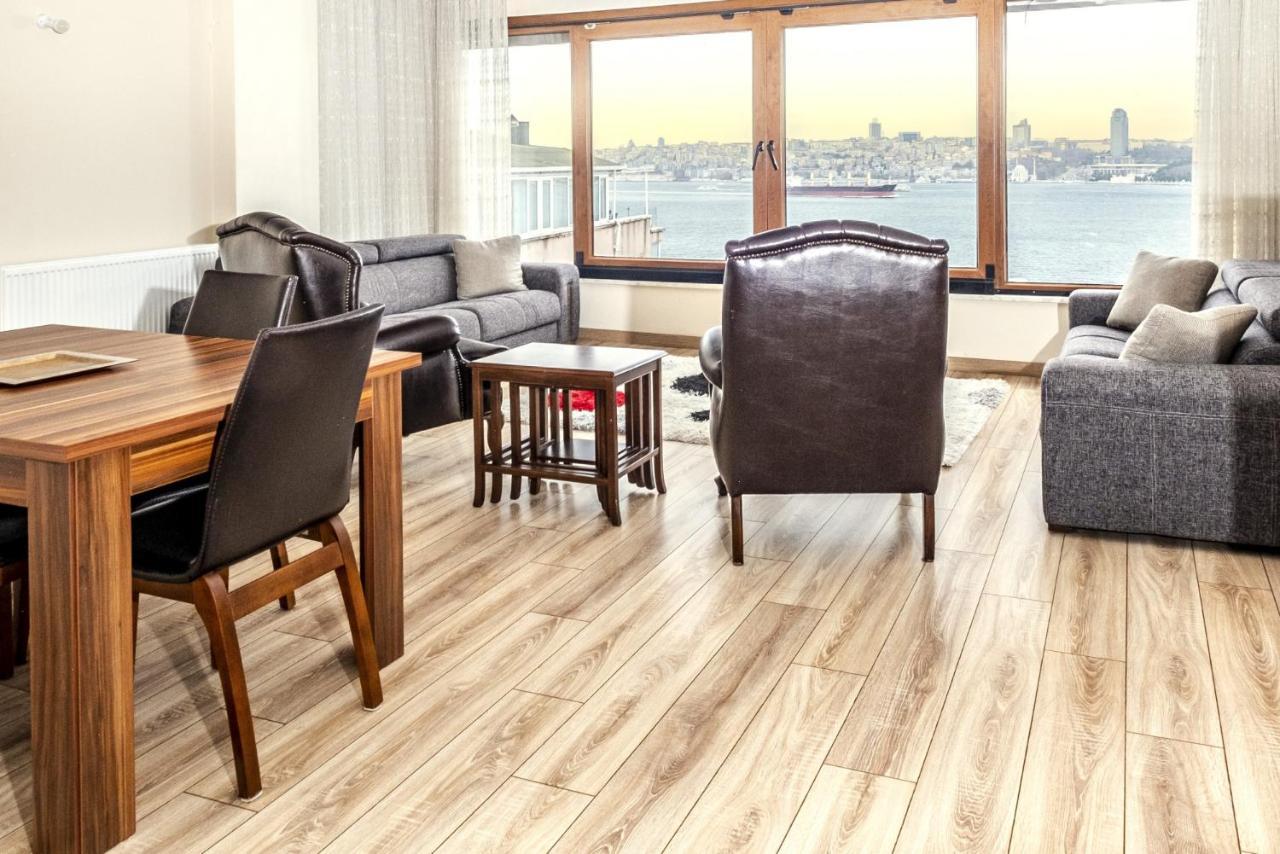 Flat With Sea View Near Uskudar Ferry Station Appartamento Provincia di Provincia di Istanbul Esterno foto